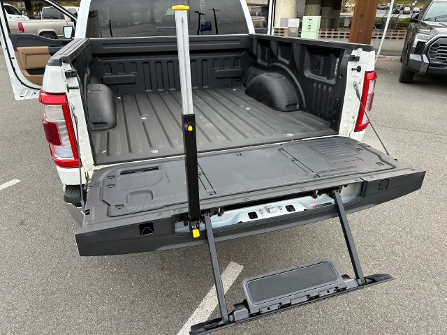 Used 2021 Ford F150 Lariat AWD/4WD image 39