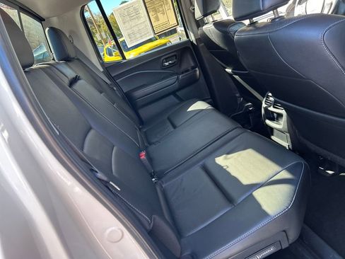 Used 2017 Honda Ridgeline RTL-E image 34