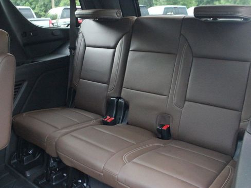 Used 2024 Chevrolet Tahoe High Country AWD/4WD image 39