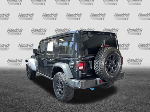 Used 2023 Jeep Wrangler Unlimited w/ Sun & Screen Package AWD/4WD image 10