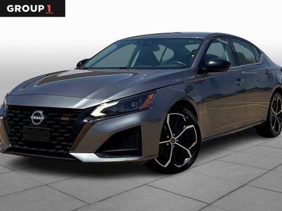 Used 2023 Nissan Altima 2.5 SR