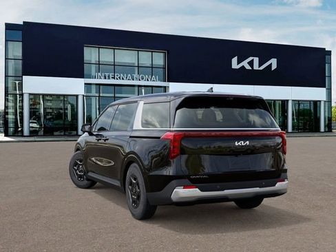 New 2026 Kia Carnival image 4