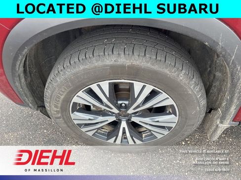 Used 2023 Nissan Rogue SV image 10