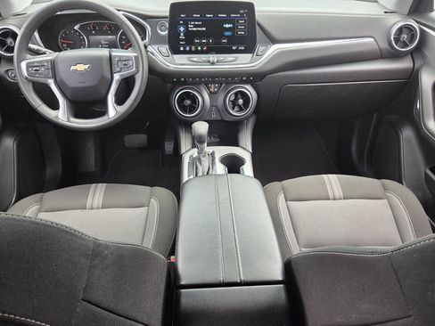 Used 2025 Chevrolet Blazer LT FWD image 14