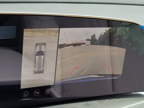 New 2026 Cadillac Vistiq Sport w/ LPO, Floor Liner Package image 15