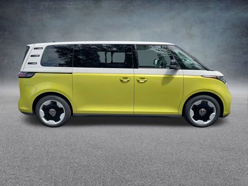 New 2025 Volkswagen ID. Buzz Pro S Plus image 34