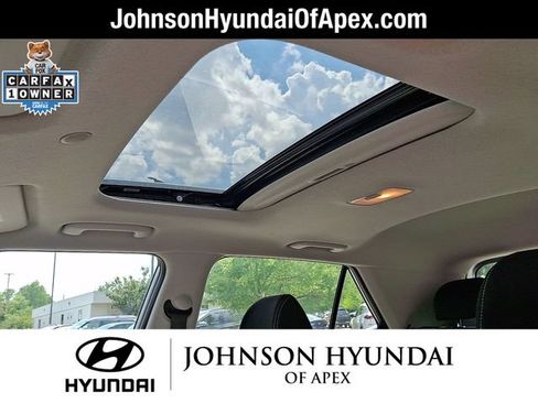 Certified 2026 Hyundai Venue SEL FWD image 21