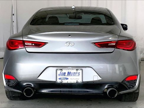 Used 2018 INFINITI Q60 3.0t Luxe w/ Sensory Package 3.0T Luxe image 4