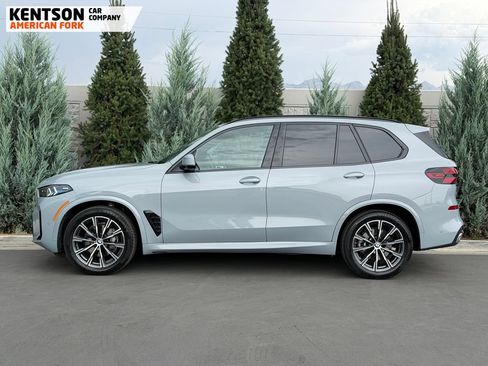 Used 2026 BMW X5 xDrive40i w/ M Sport Package AWD/4WD image 3