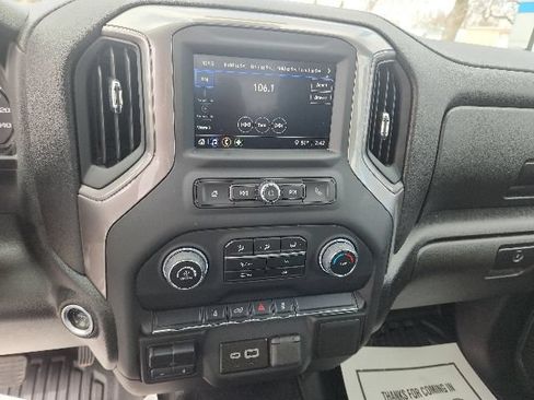 Used 2025 Chevrolet Silverado 2500 W/T w/ WT Convenience Package AWD/4WD image 21