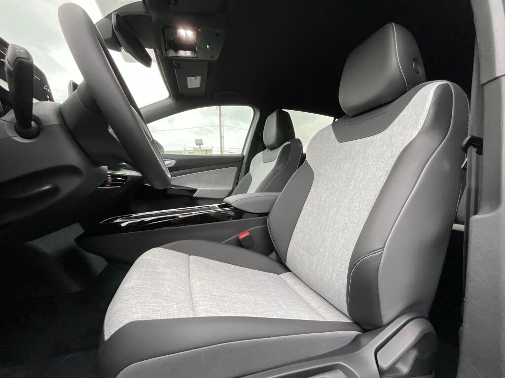 New 2026 Volkswagen ID.4 Pro AWD/4WD image 12