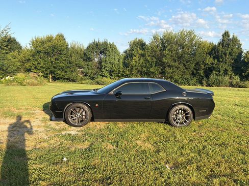 Used 2023 Dodge Challenger R/T Scat Pack w/ Plus Package RWD image 3