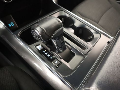 Used 2022 Ford F150 XLT w/ Equipment Group 302A High image 9