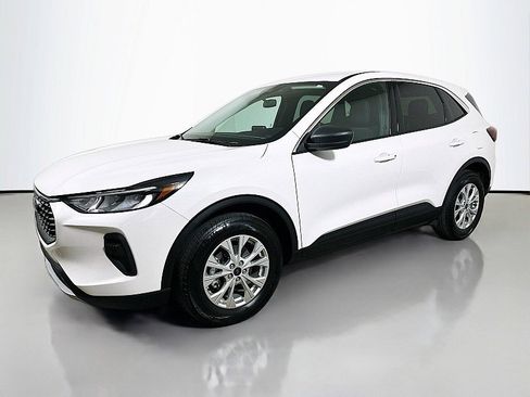 Used 2023 Ford Escape Active image 3