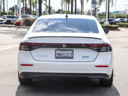 Used 2024 Honda Accord Sport image 12