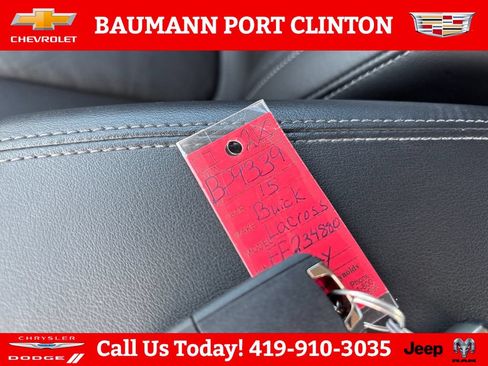 Used 2015 Buick LaCrosse Leather FWD image 31