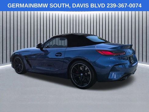 Certified 2025 BMW Z4 M40i w/ Premium Package RWD image 7