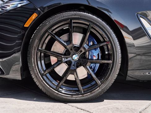 Used 2022 BMW 840i Convertible RWD image 3