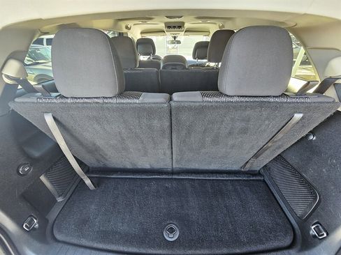 Used 2015 Dodge Journey SXT w/ Flexible Seating Group image 7