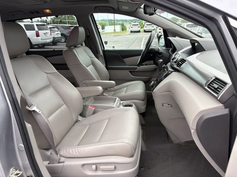 Used 2017 Honda Odyssey EX-L image 19