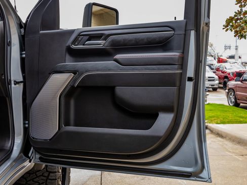 Used 2026 GMC Sierra 2500 AT4X AWD/4WD image 36