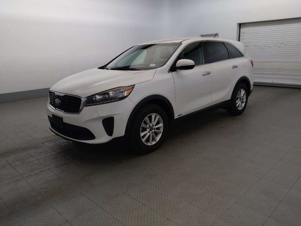 Used 2019 Kia Sorento AWD V6 image 2
