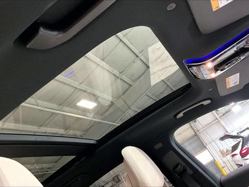 Used 2026 Mercedes-Benz GLC 300 GLC 300 image 14