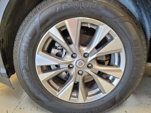 Used 2018 Nissan Murano S image 31