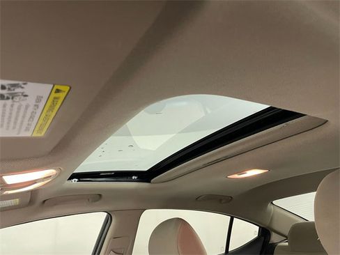 Used 2020 Hyundai Elantra Value Edition w/ Cargo Package (C1) image 15