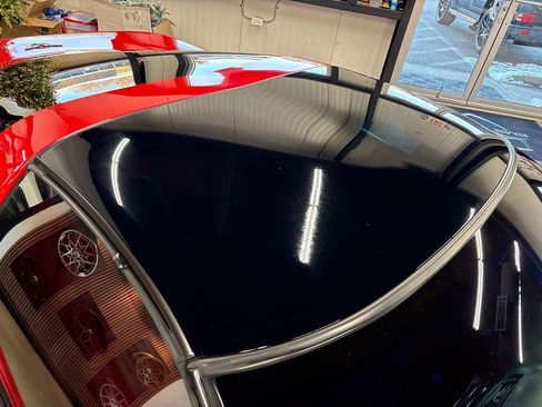 Used 2004 Chevrolet Corvette Coupe w/ Roof Package image 29