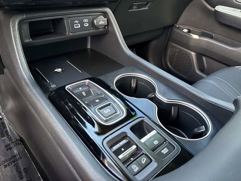 Certified 2023 Honda Pilot Elite image 30