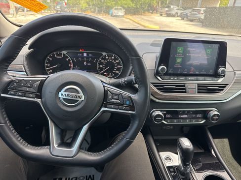 Used 2021 Nissan Altima 2.5 SL image 6