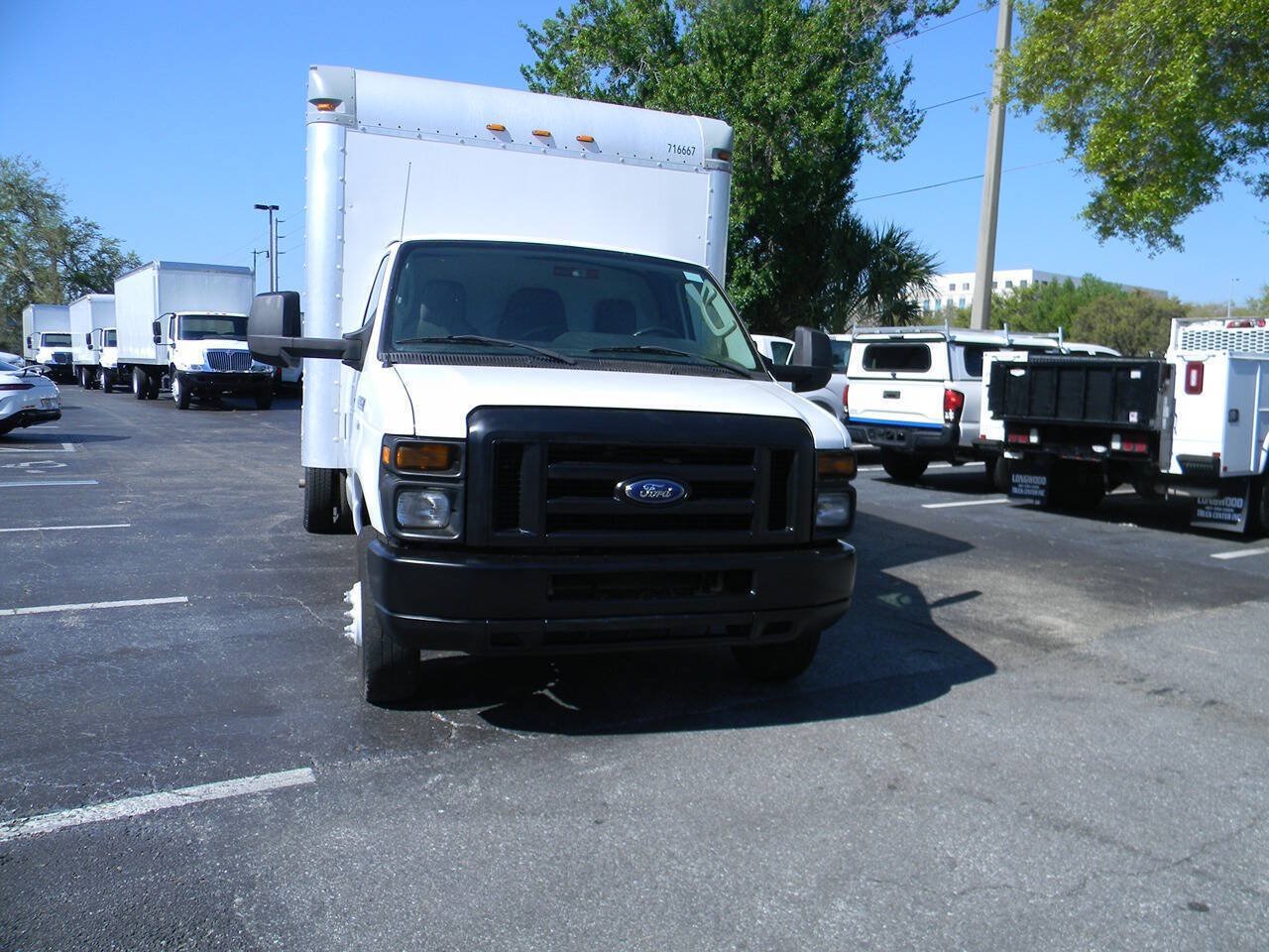 Used 2017 Ford E-350 and Econoline 350 Super Duty RWD image 6