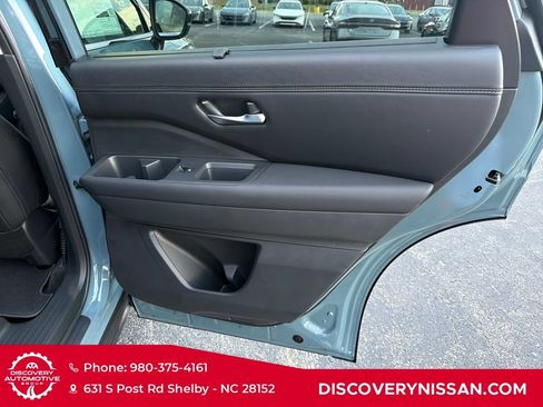 New 2026 Nissan Pathfinder Platinum AWD/4WD image 35
