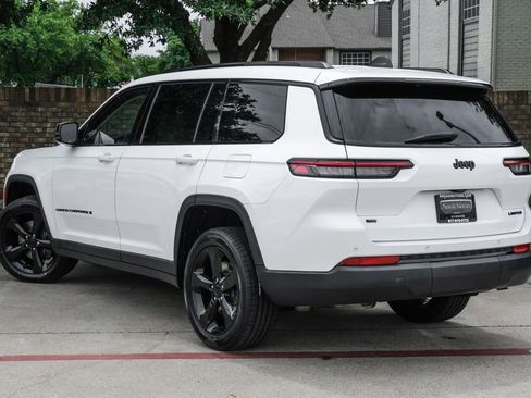 Used 2022 Jeep Grand Cherokee L Limited w/ Black Appearance Package RWD image 19