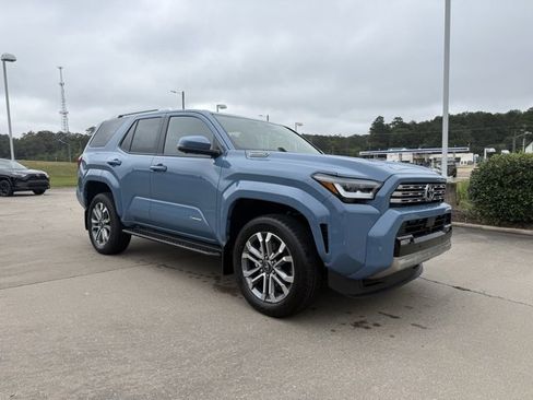 New 2025 Toyota 4Runner Limited image 4