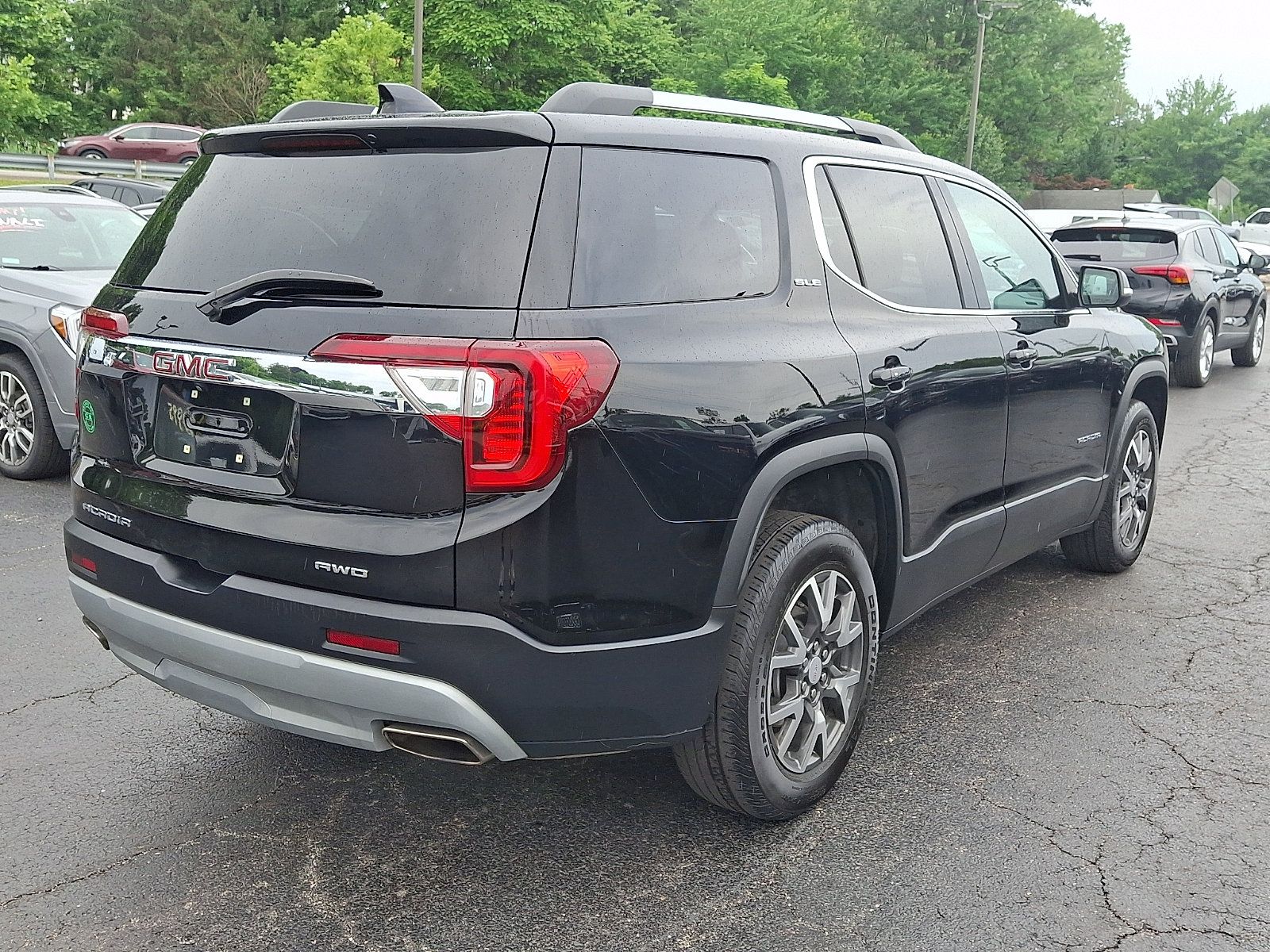 Used 2023 GMC Acadia SLE w/ Driver Convenience Package AWD/4WD image 6