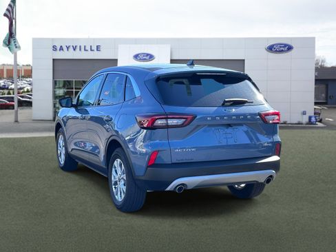 Used 2024 Ford Escape Active AWD/4WD image 4