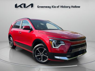 New 2025 Kia Niro SX