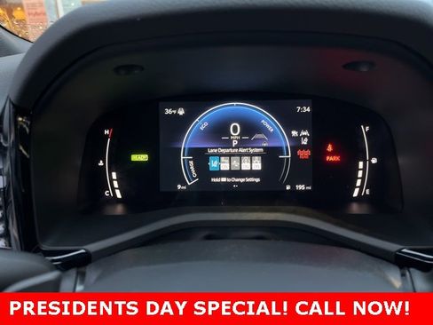 Used 2026 Toyota Camry SE image 21