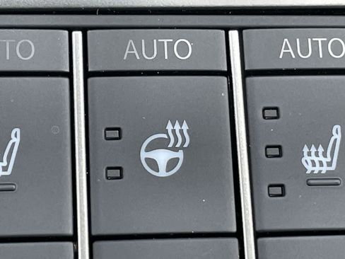 Used 2025 Lexus UX 300h AWD image 23