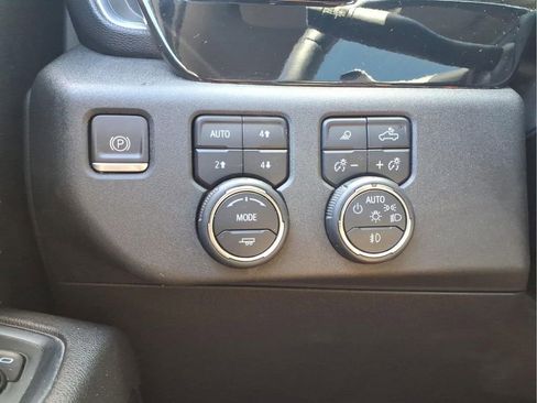 Used 2023 Chevrolet Silverado 1500 RST w/ Rally Edition AWD/4WD image 18