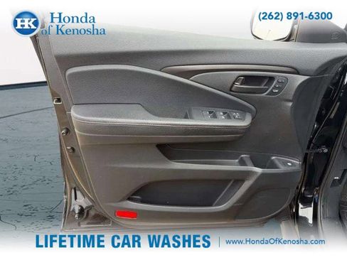 Certified 2024 Honda Ridgeline TrailSport image 27