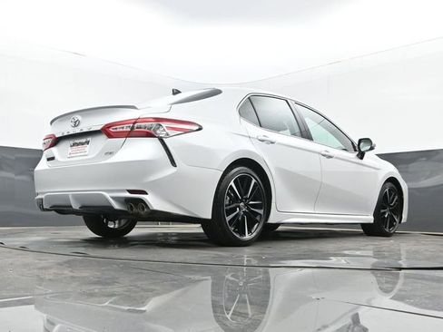Used 2020 Toyota Camry XSE FWD image 28