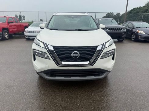 Used 2023 Nissan Rogue SV w/ SV Premium Package AWD/4WD image 13