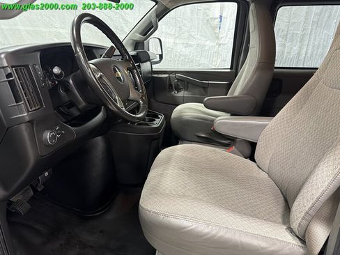 Used 2019 Chevrolet Express 2500 LS w/ Driver Convenience Package RWD image 23