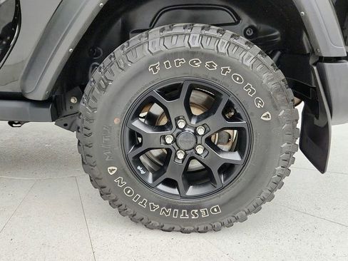 Used 2021 Jeep Wrangler Sport image 9