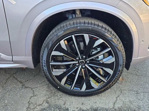 New 2026 Volvo XC90 B6 Ultra w/ Protection Package AWD/4WD image 9
