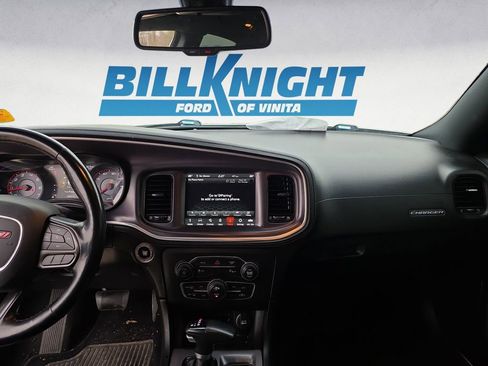 Used 2020 Dodge Charger SXT w/ Plus Group image 11