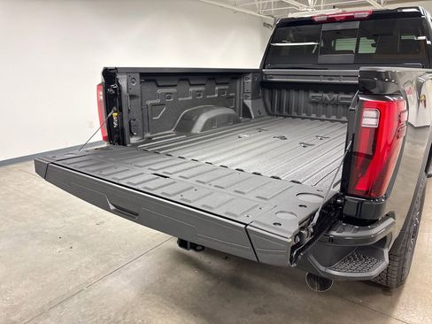 New 2026 GMC Sierra 2500 Denali Ultimate w/ Max Trailering Package AWD/4WD image 18
